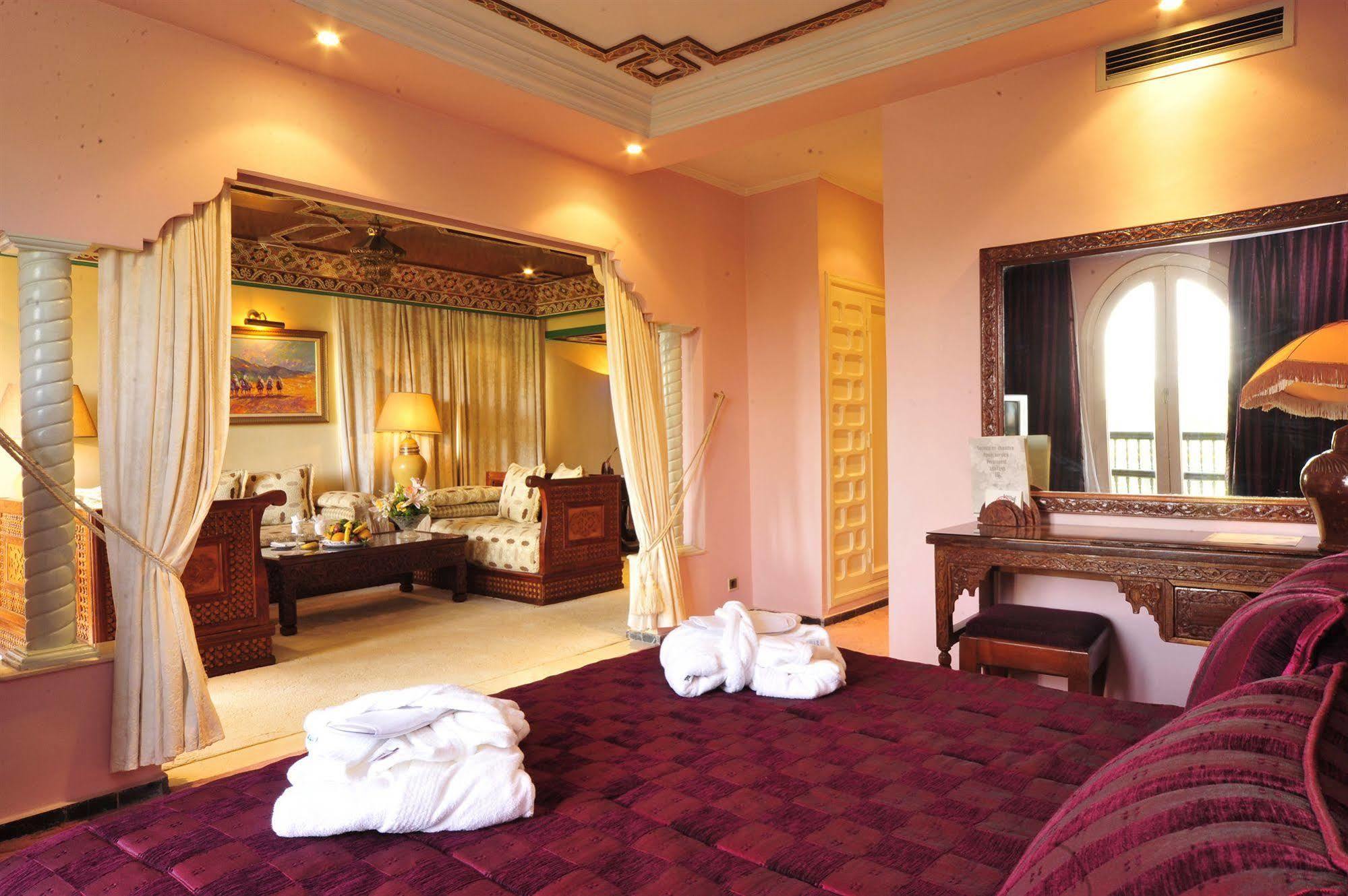 El Andalous Lounge & Hotel